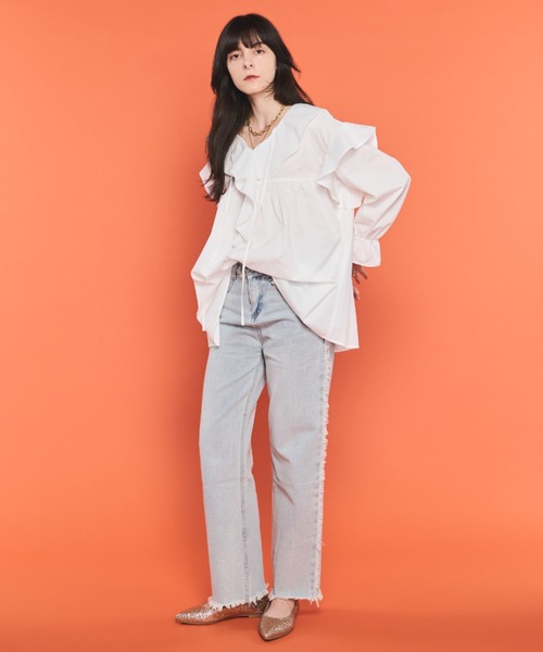 Shelly island(シェリーアイランド)の「ビックカラーフリルブラウス(シャツ/ブラウス・レディース・ホワイト/ブラック・FREE)」の15枚目の写真