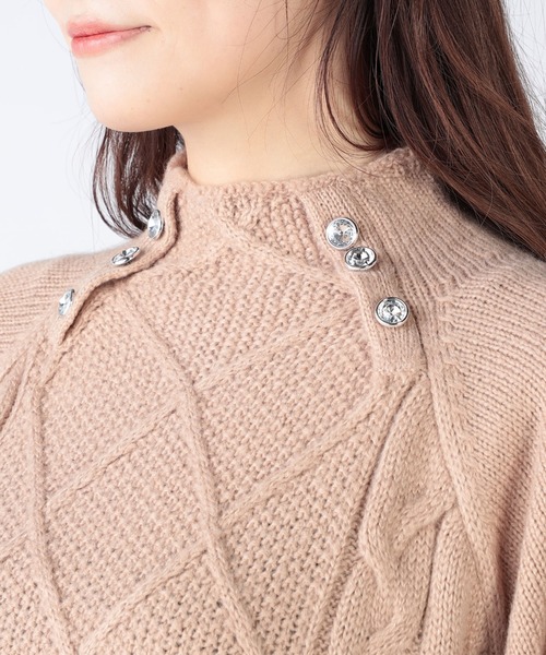 CECIL McBEE(セシルマクビー)の「フィルムヤーンケーブルプルオーバー(ニット/セーター・レディース・アイボリー/ブラック/グレー/ベージュ・MEDIUM)」の12枚目の写真