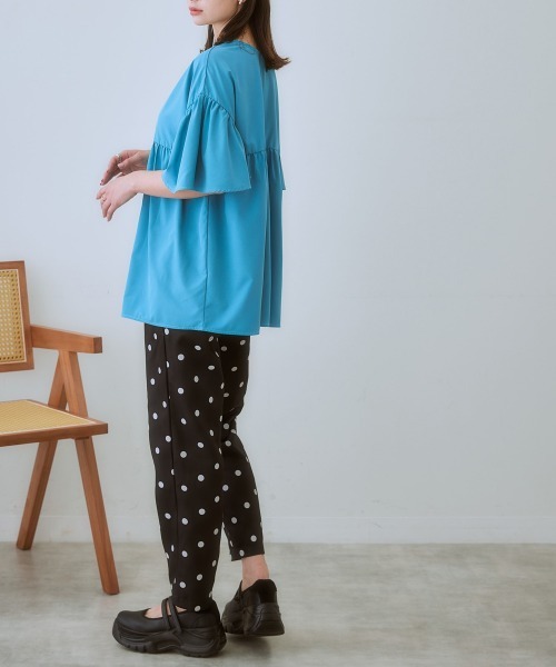 SMILE LAND（スマイルランド）の「＜大きいサイズ＞ ドットプリントテーパードパンツ（ゆったりヒップ）（スラックス・レディース・ベージュ系/ブラック系・LL/3L/5L/L/4L）」の10枚目の写真