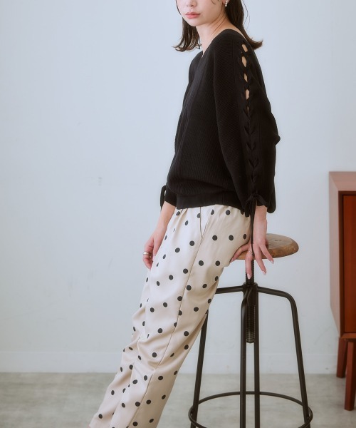 SMILE LAND（スマイルランド）の「＜大きいサイズ＞ ドットプリントテーパードパンツ（ゆったりヒップ）（スラックス・レディース・ベージュ系/ブラック系・LL/3L/5L/L/4L）」の17枚目の写真