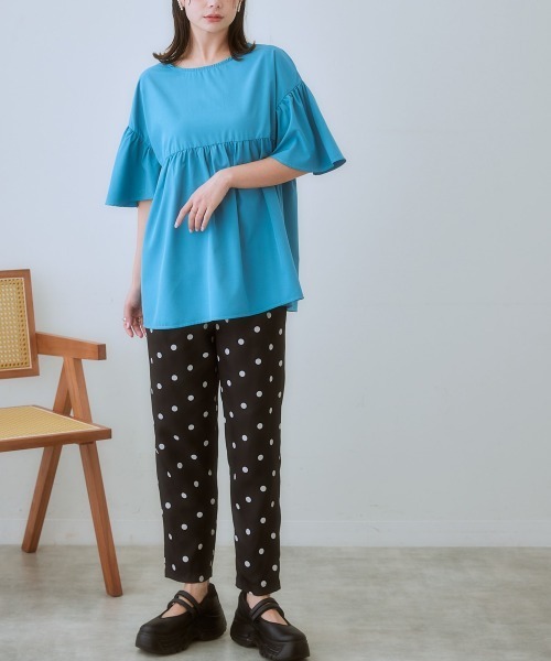 SMILE LAND（スマイルランド）の「＜大きいサイズ＞ ドットプリントテーパードパンツ（ゆったりヒップ）（スラックス・レディース・ベージュ系/ブラック系・LL/3L/5L/L/4L）」の9枚目の写真