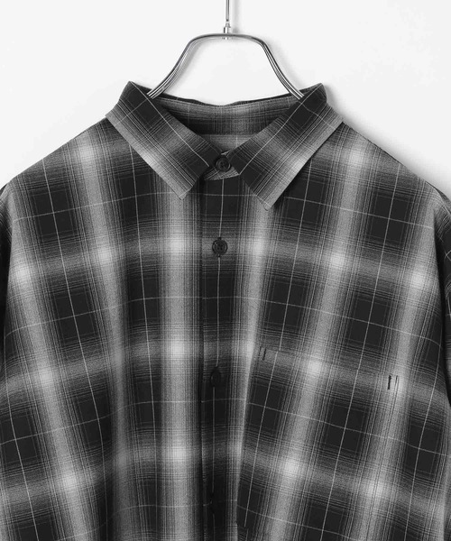 GLOBAL WORK（グローバルワーク）の「アーバンオンブレシャツ/147185（シャツ/ブラウス・メンズ・ホワイト/ブラック/グレー・SMALL/MEDIUM/LARGE/X-LARGE）」の8枚目の写真