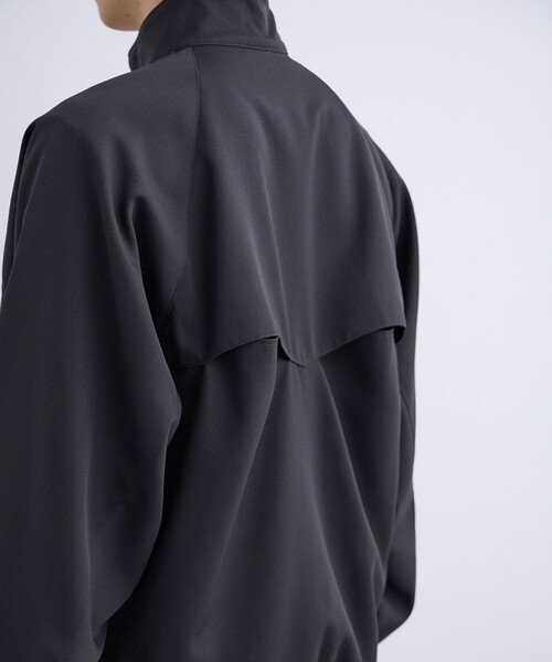 セットアップ着用可能】HARD GABARDINE スウィングトップブルゾン