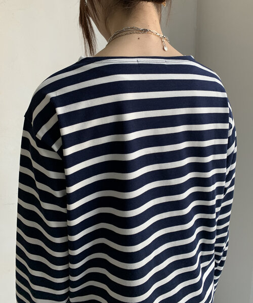 DouDou（ドゥドゥ）の「【WEB限定】 ボートネックボーダーTEE（Tシャツ/カットソー・レディース・ベージュ/ネイビー/オフホワイト・FREE）」の8枚目の写真