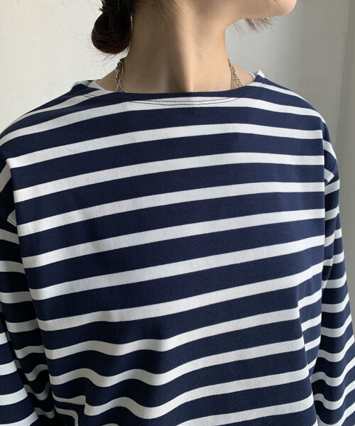 DouDou（ドゥドゥ）の「【WEB限定】 ボートネックボーダーTEE（Tシャツ/カットソー・レディース・ベージュ/ネイビー/オフホワイト・FREE）」の7枚目の写真
