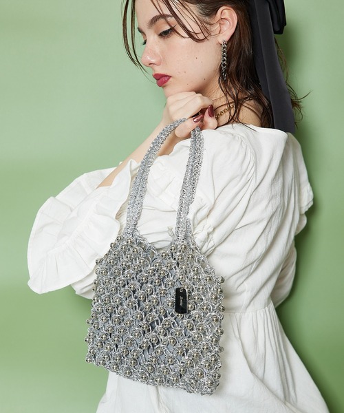 jouetie（ジュエティ）の「【jouetie/ジュエティ】ロゴ巾着付　ビーズ編みバッグ（ハンドバッグ・レディース・ブラック/シルバー/ホワイト系/レッド・FREE）」の22枚目の写真