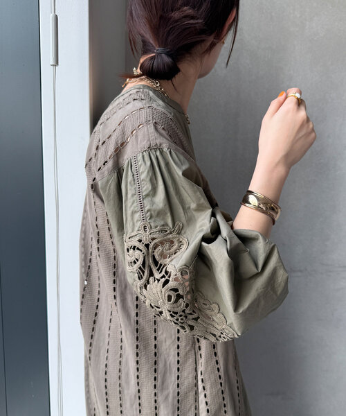 DouDou(ドゥドゥ)の「【リバイバルアイテム】レース2WAYワンピース(ワンピース・レディース・カーキ/ブラック/オフホワイト・FREE)」の7枚目の写真