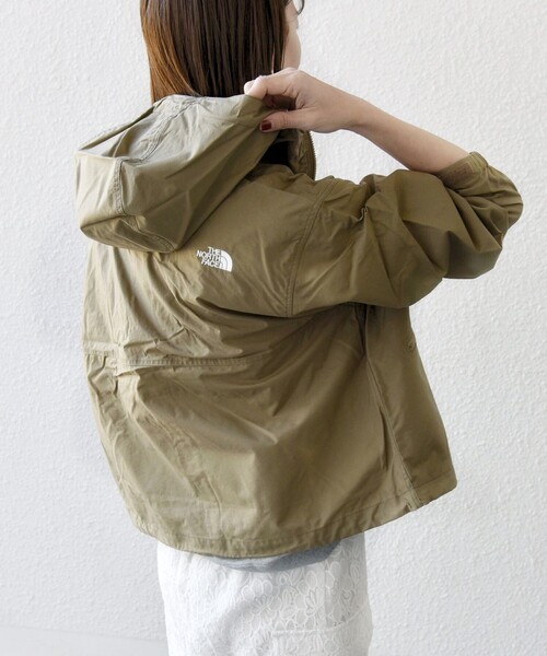 The North Face フード付きジャケット ベージュ THE NORTH FACE DOT SHOT JACKET（ザ ノース フェイス ドットショット