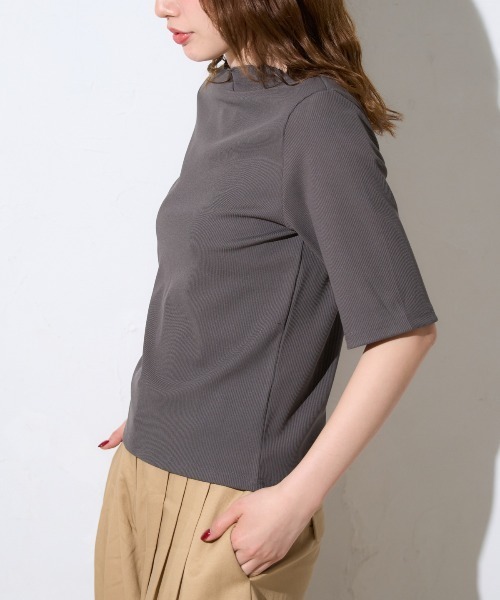 TRIANGLE PALETTE(トライアングルパレット)の「モックネック5分袖トップス(Tシャツ/カットソー・レディース・ピンク/グリーン/ホワイト/ブラック/アイボリー/チャコールグレー・FREE)」の19枚目の写真