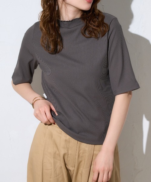 TRIANGLE PALETTE(トライアングルパレット)の「モックネック5分袖トップス(Tシャツ/カットソー・レディース・ピンク/グリーン/ホワイト/ブラック/アイボリー/チャコールグレー・FREE)」の14枚目の写真