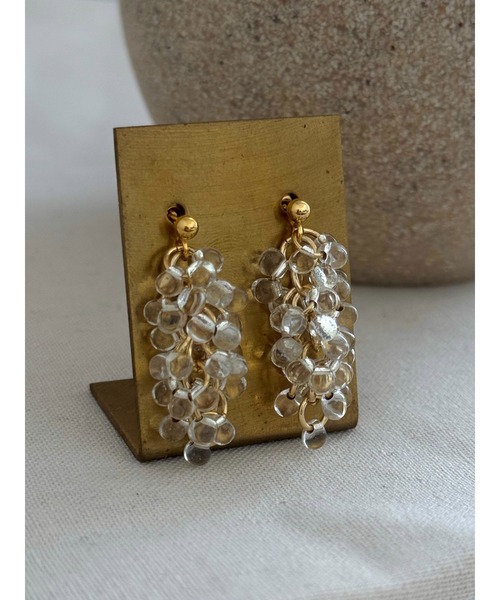 tone(トーン)の「【BOND】Czech beads wisteria/クリア(MA)(ピアス(両耳用)・レディース・ゴールド・FREE)」の5枚目の写真