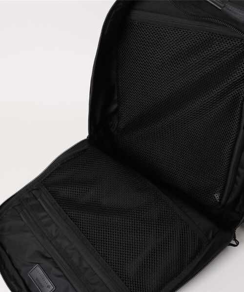 SONNE（ゾンネ）の「【SONNE/ゾンネ】 × スターフライヤー エキスパンダブル バックパック（バックパック/リュック・メンズ・ブラック・FREE）」の4枚目の写真