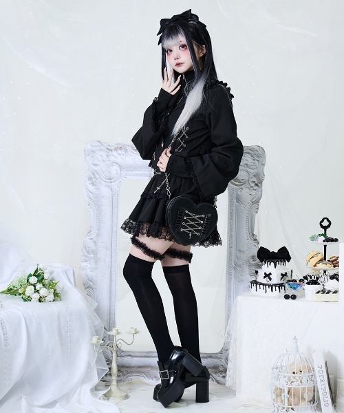 値下げ致しました˚✧₊Herencia テーラードジャケット 値下げ致しました˚✧₊Herencia テーラードジャケット Zigzag