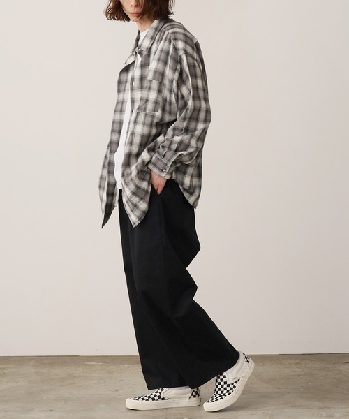 ROOPTOKYO（ループトウキョウ）の「ワイドバルーンクロップドチノ（チノパンツ・メンズ・ブラック/ライトベージュ/カーキ・マルチサイズ）」の12枚目の写真