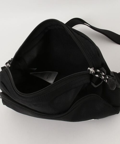 CHUMS（チャムス）の「チャムス CHUMS Recycle Shoulder Pouch（ショルダーバッグ・レディース・その他・ONE SIZE）」の4枚目の写真
