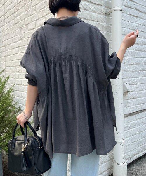 ジェナエスパスメルヴェイユ　バックカーブシャーリングシャツ 新色登場】【ドライタッチシャツ】バックカーブシャーリング