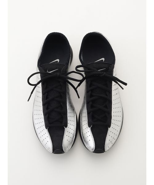 NIKE(ナイキ)の「【NIKE】W AIR SUPERFLY(スニーカー・レディース・シルバー・23.5cm/24cm/24.5cm/25cm/25.5cm/23cm)」の6枚目の写真