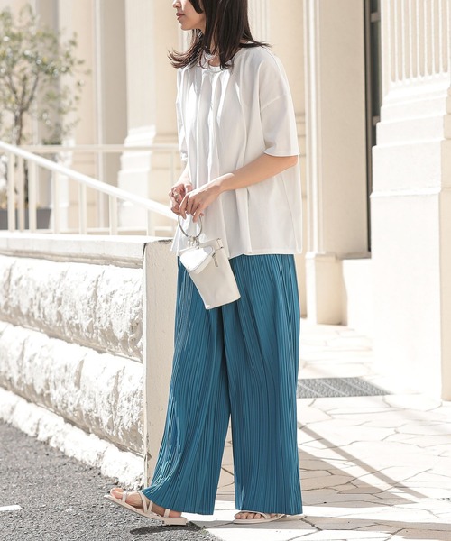 n'OrLABEL(ノアールレーベル)の「【機能素材】『プリーツワイドパンツ』(その他パンツ・レディース・ブラック/グレイッシュベージュ/ブルーグリーン・FREE)」の20枚目の写真