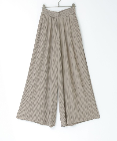 n'OrLABEL(ノアールレーベル)の「【機能素材】『プリーツワイドパンツ』(その他パンツ・レディース・ブラック/グレイッシュベージュ/ブルーグリーン・FREE)」の13枚目の写真