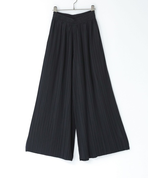 n'OrLABEL(ノアールレーベル)の「【機能素材】『プリーツワイドパンツ』(その他パンツ・レディース・ブラック/グレイッシュベージュ/ブルーグリーン・FREE)」の15枚目の写真