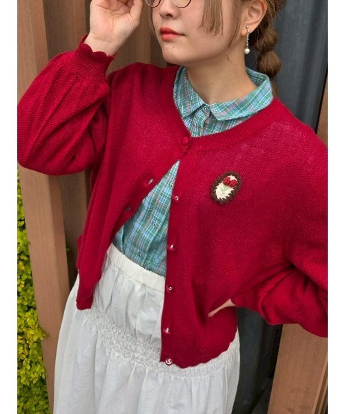 Samansa Mos2(サマンサ モスモス)の「【ゆべし×Samansa Mos2】ブローチ付2WAYニット(カーディガン/ボレロ・レディース・ベージュ/レッド/グレー/ブラック・F)」の1枚目の写真
