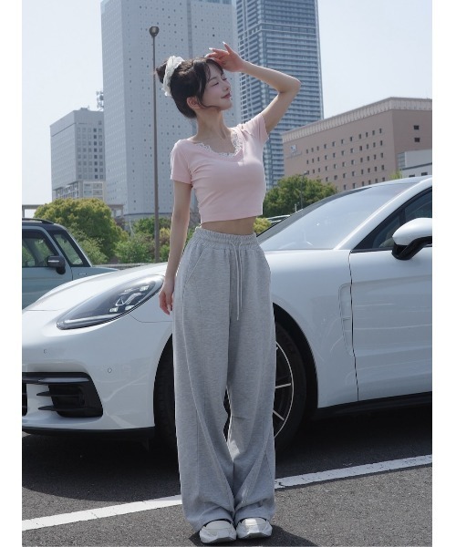 Darich（ダーリッチ）の「レースVネッククロップドTシャツ（Tシャツ/カットソー・レディース・ブラック/ホワイト/サックスブルー/ピンク・FREE）」の7枚目の写真