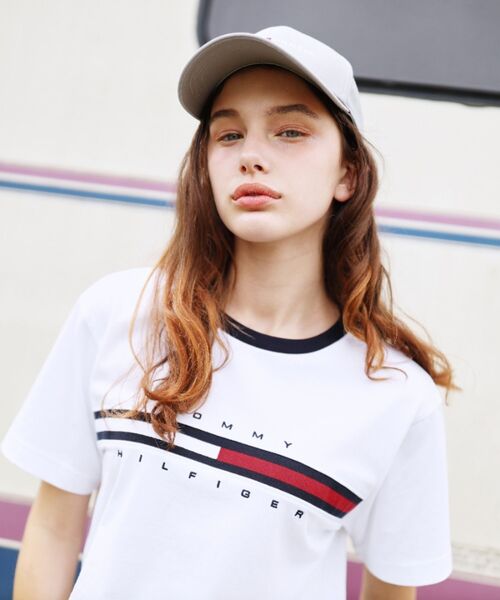 TOMMY HILFIGER(トミーヒルフィガー)の「【オンライン限定】【ユニセックス】トミーヒルフィガーロゴTシャツ / TINO TEE(Tシャツ/カットソー・メンズ・ブルー/ブラック/ホワイト/グレー・MEDIUM/SMALL/X-LARGE/LARGE/X-SMALL)」の12枚目の写真