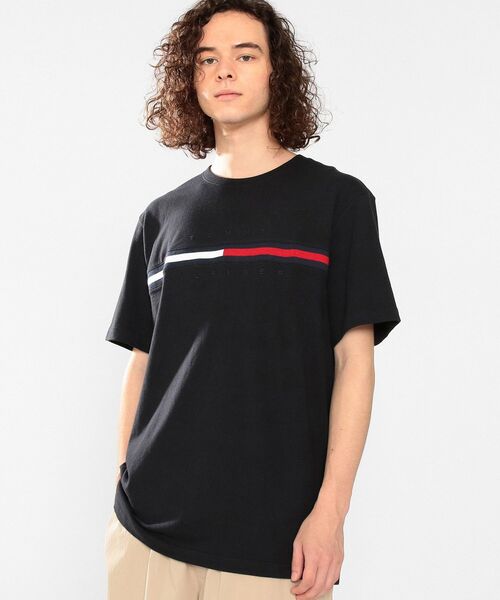 TOMMY HILFIGER(トミーヒルフィガー)の「【オンライン限定】【ユニセックス】トミーヒルフィガーロゴTシャツ / TINO TEE(Tシャツ/カットソー・メンズ・ブルー/ブラック/ホワイト/グレー・MEDIUM/SMALL/X-LARGE/LARGE/X-SMALL)」の6枚目の写真