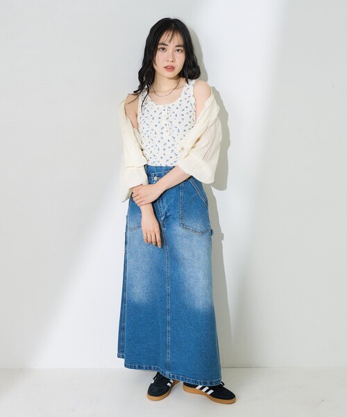 FREAK'S STORE(フリークスストア)の「花柄針抜きフライスヘンリータンクトップ(タンクトップ・レディース・オフホワイト/グレー/ネイビー・フリ-)」の4枚目の写真