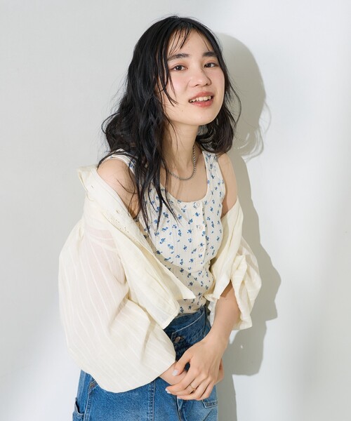 FREAK'S STORE(フリークスストア)の「花柄針抜きフライスヘンリータンクトップ(タンクトップ・レディース・オフホワイト/グレー/ネイビー・フリ-)」の8枚目の写真