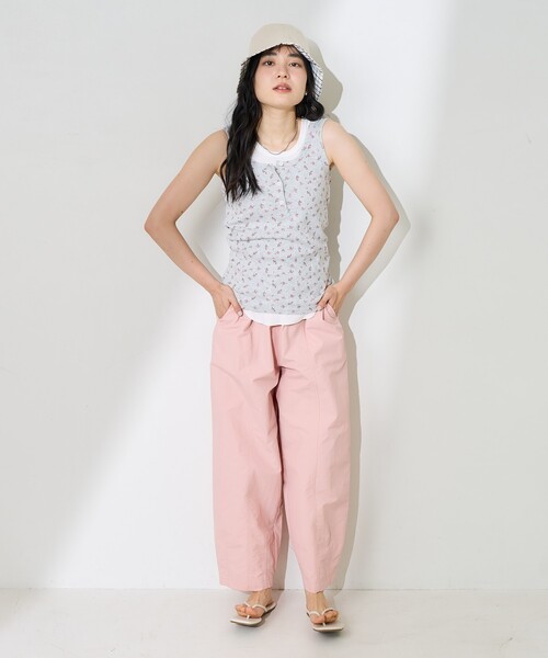 FREAK'S STORE(フリークスストア)の「花柄針抜きフライスヘンリータンクトップ(タンクトップ・レディース・オフホワイト/グレー/ネイビー・フリ-)」の11枚目の写真