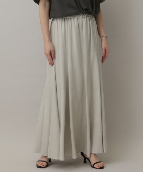 A part by（アパートバイ）の「ツヤフレアスカート（スカート・レディース・ブラック/ライトベージュ/ライトブラウン/ピンク系その他・MEDIUM/SMALL）」の9枚目の写真