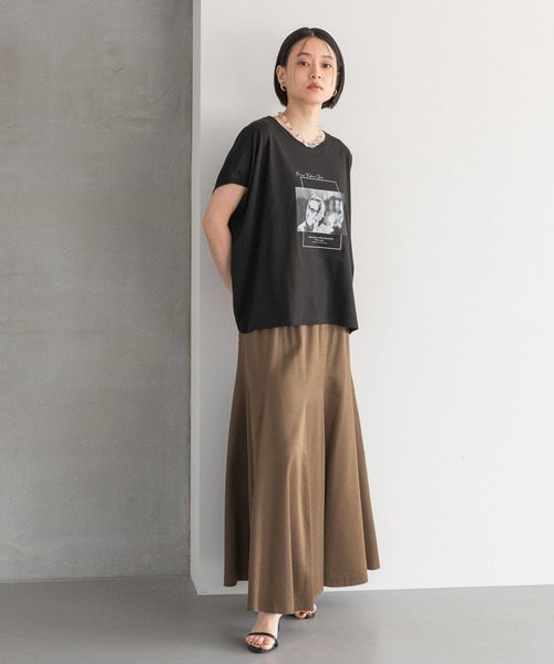 A part by（アパートバイ）の「ツヤフレアスカート（スカート・レディース・ブラック/ライトベージュ/ライトブラウン/ピンク系その他・MEDIUM/SMALL）」の12枚目の写真