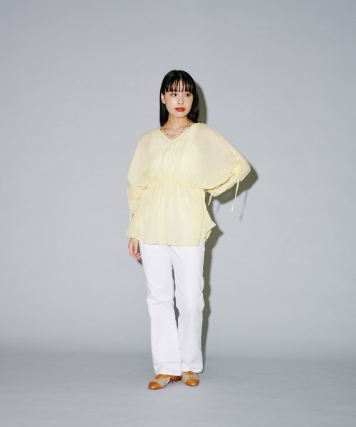 terrace(テラス)の「フラッフィードロストぺプラムブラウス(シャツ/ブラウス・レディース・イエロー/オフホワイト/ブラック・MEDIUM)」の20枚目の写真