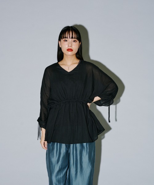 terrace(テラス)の「フラッフィードロストぺプラムブラウス(シャツ/ブラウス・レディース・イエロー/オフホワイト/ブラック・MEDIUM)」の12枚目の写真
