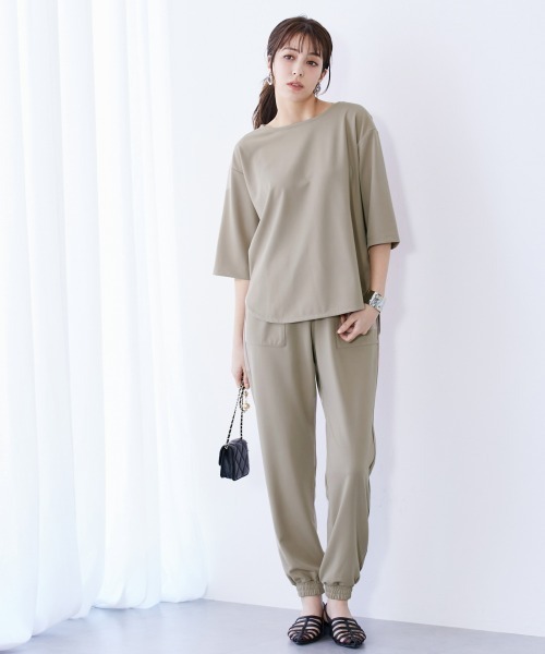 slattgir(スラットジール)の「高身長 着心地ラクチンボリュームカットソージョガーパンツ(セットアップ対応)(トールサイズ)(その他パンツ・レディース・グレイッシュベージュ/チャコール・5L/M/L/LL/3L/4L)」の18枚目の写真