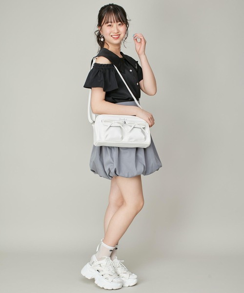 JENNI（ジェニィ）の「ダブルリボンポケットショルダー（ショルダーバッグ・キッズ・オフホワイト/ブラック・F）」の13枚目の写真