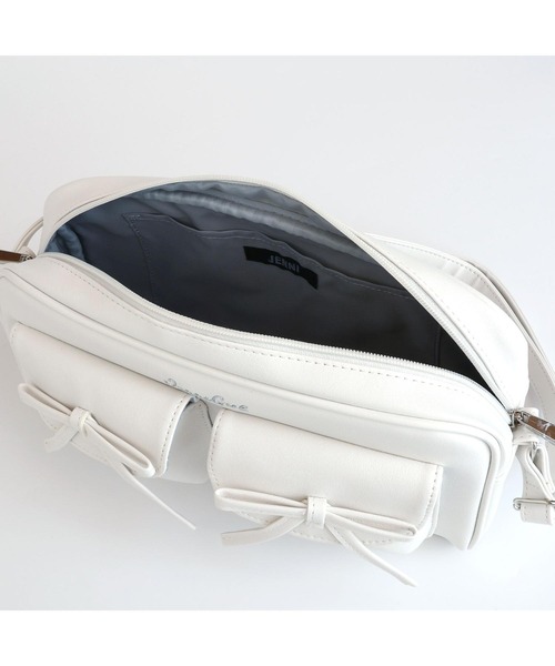 JENNI（ジェニィ）の「ダブルリボンポケットショルダー（ショルダーバッグ・キッズ・オフホワイト/ブラック・F）」の8枚目の写真