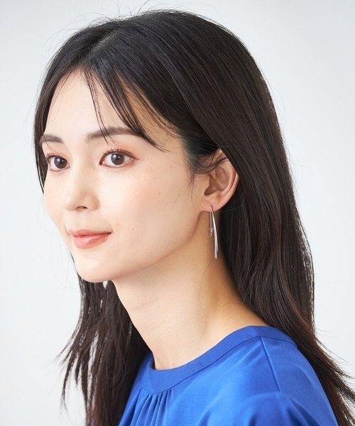 a.v.v（アーヴェヴェ）の「ステンレスドロップピアス（ピアス（両耳用）・レディース・シルバー/ゴールド・38）」の10枚目の写真