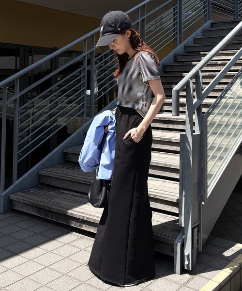 ISOOK（アイスー）の「【ISOOK / アイスー】マリンボーダーリブTシャツ / 半袖 クロップド丈 短丈 クルーネック ラウンドネック リブカットソー 細ボーダー ホワイト ブラック レッド ブラウン パープル 白 黒 茶 赤 紫 ZOZOTOWN限定（Tシャツ/カットソー・レディース・レッド/モカ/パープル/ブラック・FREE）」の9枚目の写真