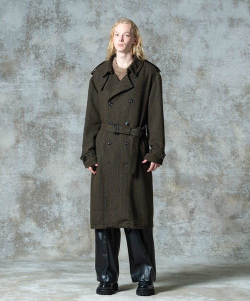glamb（グラム）の「Big Trench Coat / ビッグトレンチコート（トレンチコート・メンズ・グレー/ブラウン/ブラック・S/M/L）」の16枚目の写真