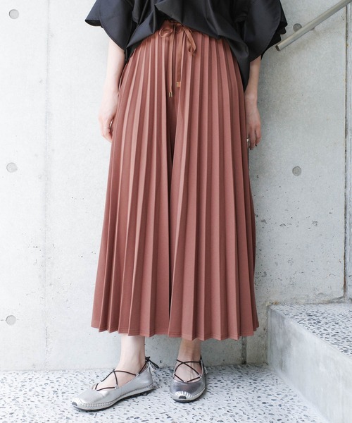 SWITCH BY ARCH(スイッチバイアーチ)の「【ARC】【SWITCH by ARCH】ACCORDION PLEATS SKIRTPANTS(その他パンツ・レディース・グレイッシュブルー/ブラック/グレイッシュベージュ/ライトグレー/キャメル・FREE)」の5枚目の写真
