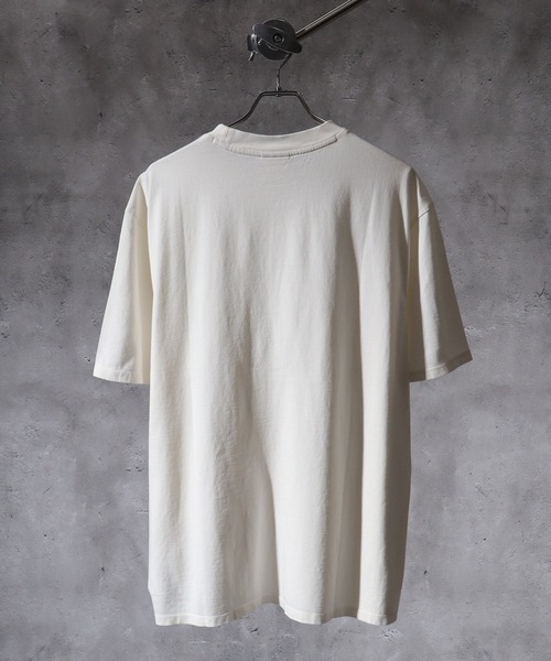Guess(ゲス)の「GUESS GO VINTAGE TRIANGLE TEE Tシャツ(Tシャツ/カットソー・メンズ・ホワイト/スミクロ・M/XL/L)」の19枚目の写真