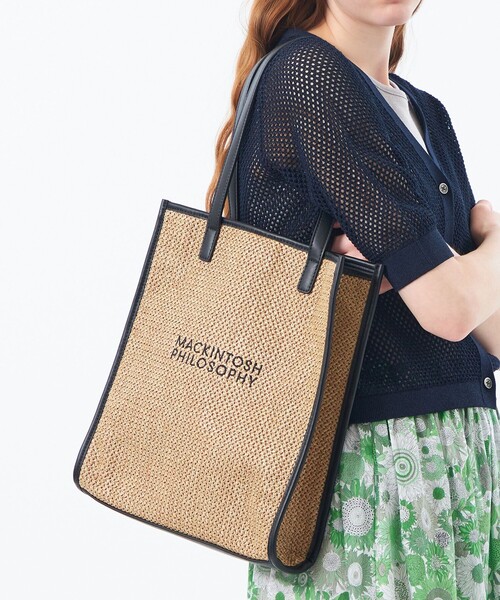 MACKINTOSH PHILOSOPHY(マッキントッシュ フィロソフィー)の「ロゴ刺しゅうサマートート(トートバッグ・レディース・ベージュ/チャコールグレー・FREE)」の4枚目の写真