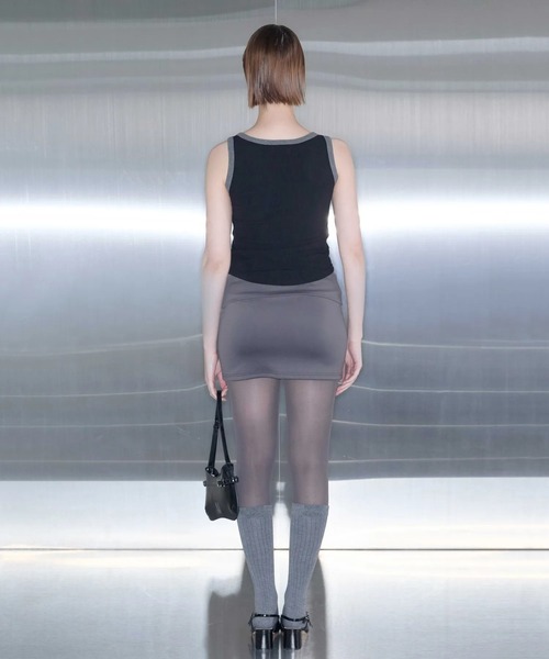 MUCENT（ムセント）の「【日本未発売/WEB限定】MUCENT(ムセント)/配色 ボタン リブ タンクトップ/COLOR-POP BUTTON CROP SLEEVELESS（タンクトップ・レディース・グレー/ブラック/カーキ/サックスブルー/ブラウン/ピンク・FREE）」の9枚目の写真