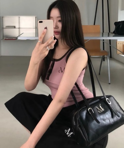 MUCENT（ムセント）の「【日本未発売/WEB限定】MUCENT(ムセント)/配色 ボタン リブ タンクトップ/COLOR-POP BUTTON CROP SLEEVELESS（タンクトップ・レディース・グレー/ブラック/カーキ/サックスブルー/ブラウン/ピンク・FREE）」の20枚目の写真