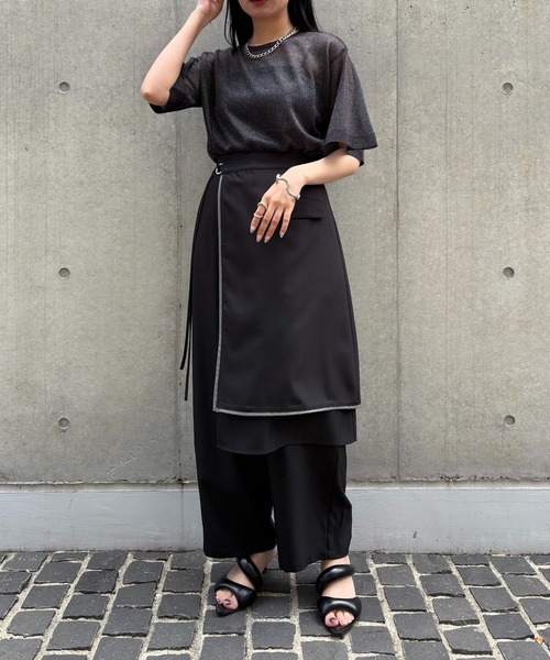 &g'aime(アンジェム)の「【&g'aime】フレアスリーブラメニット Shimmer Flare Sleeve Top(ニット/セーター・レディース・ブラック/アイボリー系/モカ・FREE)」の7枚目の写真