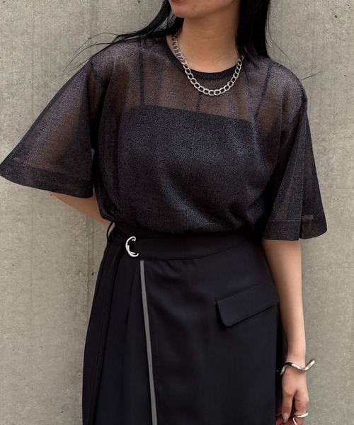 &g'aime(アンジェム)の「【&g'aime】フレアスリーブラメニット Shimmer Flare Sleeve Top(ニット/セーター・レディース・ブラック/アイボリー系/モカ・FREE)」の12枚目の写真
