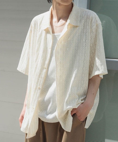 ITEMS URBANRESEARCH(アイテムズ アーバンリサーチ)の「ジオメレースオープンカラー半袖シャツ(シャツ/ブラウス・メンズ・オフホワイト/ブラウン/カーキ/ブラック・LARGE/MEDIUM)」の2枚目の写真