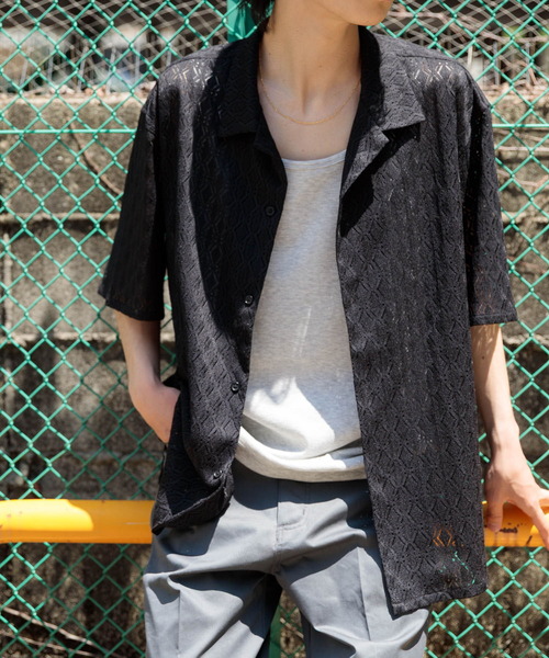 ITEMS URBANRESEARCH(アイテムズ アーバンリサーチ)の「ジオメレースオープンカラー半袖シャツ(シャツ/ブラウス・メンズ・オフホワイト/ブラウン/カーキ/ブラック・LARGE/MEDIUM)」の1枚目の写真
